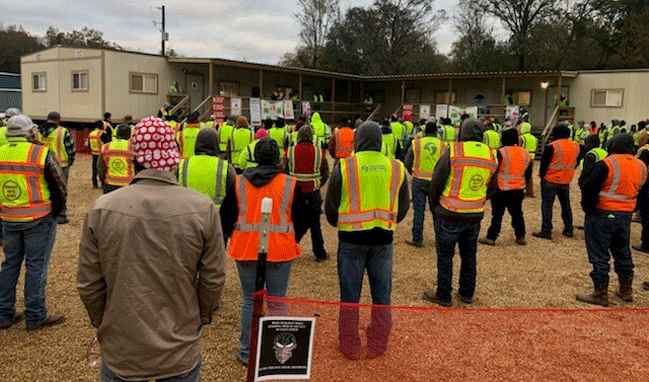 Safety-Meetings-at-Worksites